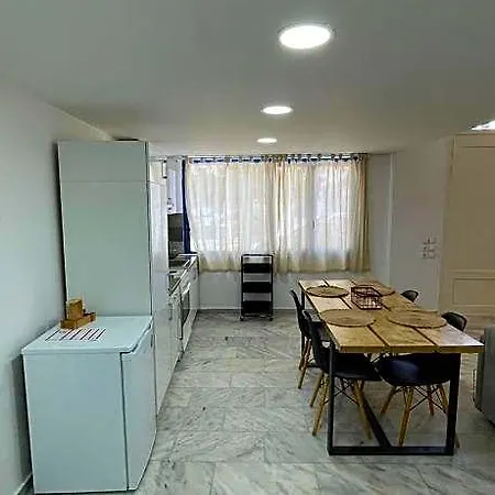 Noah Loft In Center Of Tínos
